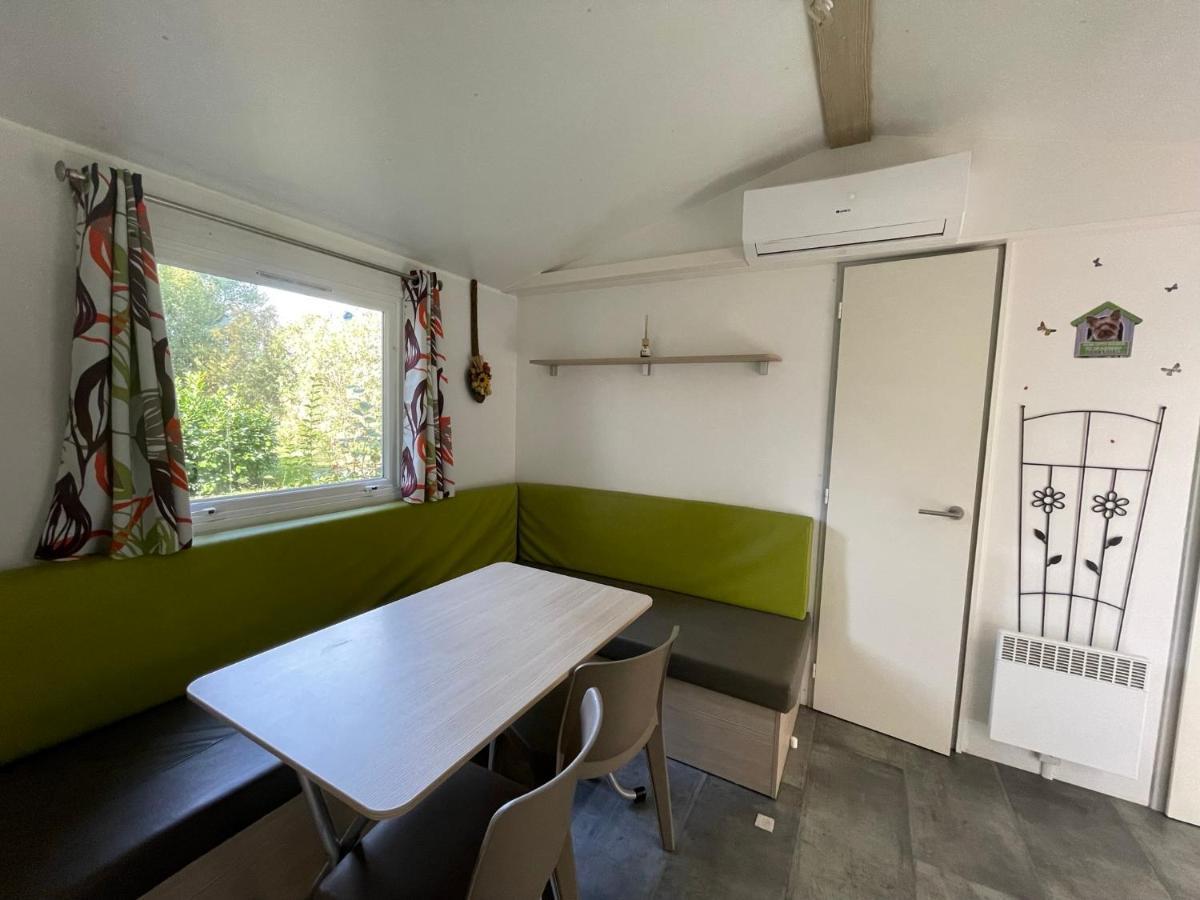 Chez Roger - Bungalow Climatise Avec Tv - 2 Chambres 4 Personnes Boofzheim エクステリア 写真